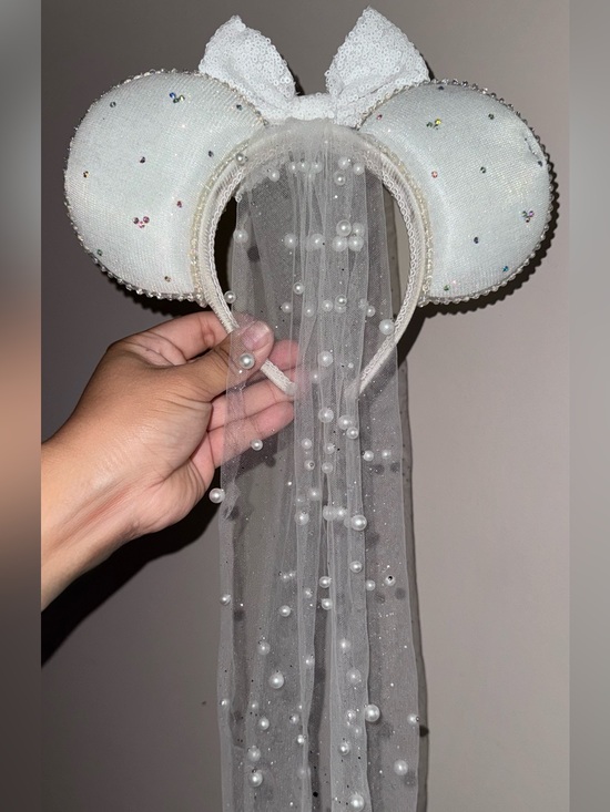 Disney Accessories - Disney White Pearl Sequin Veil Minnie Ears Headband